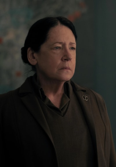 Aunt Lydia's Suggestion - The Handmaid's Tale Season 5 Episode 4