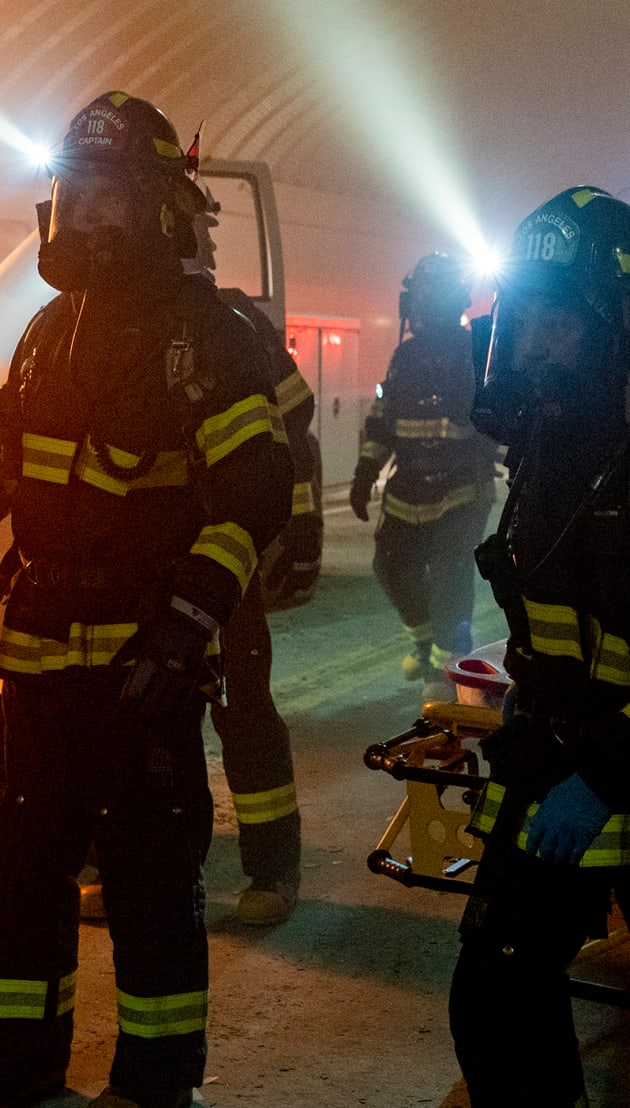 Lights On - 9-1-1 Season 3 Episode 9