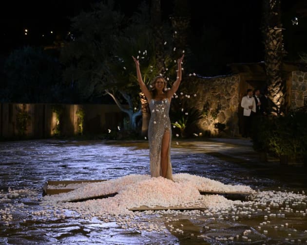 Checking Her Boxes - The Bachelorette