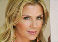 Katherine Kelly Lang Close-Up - TV Fanatic