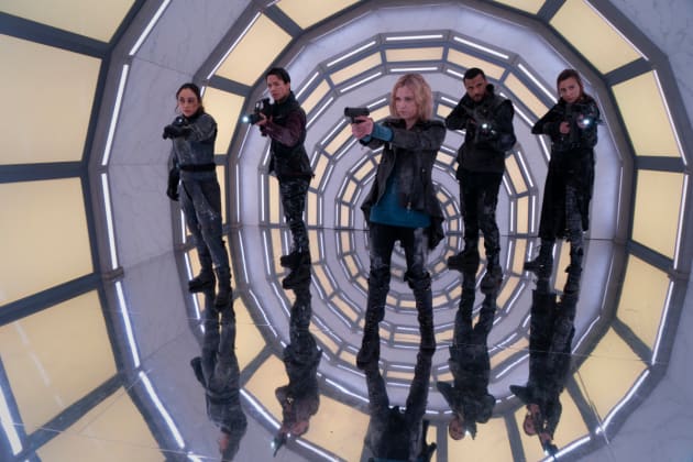 The Jump Team Gets to Bardo - The 100 Season 7 Episode 8