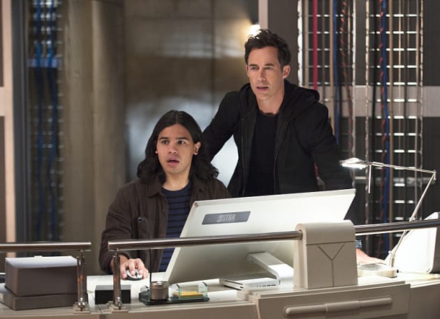 Who is It? - The Flash Season 2 Episode 6
