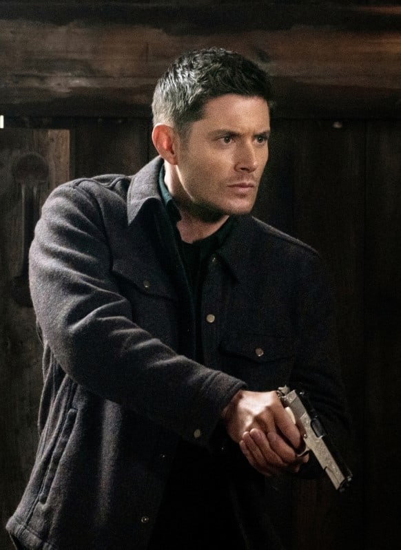 Dean on Alert Supernatural Season 15 Episode 12 TV Fanatic