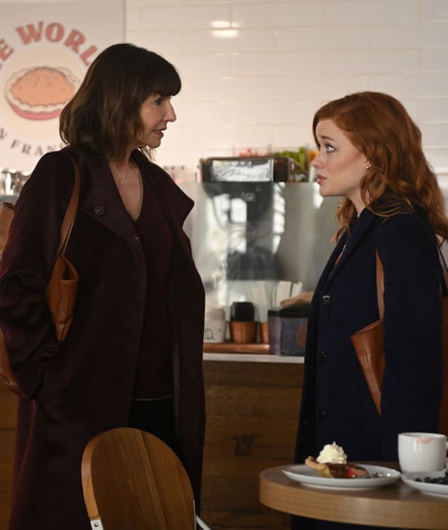 Maggie and Zoey - Zoey's Extraordinary Playlist Season 1 Episode 11