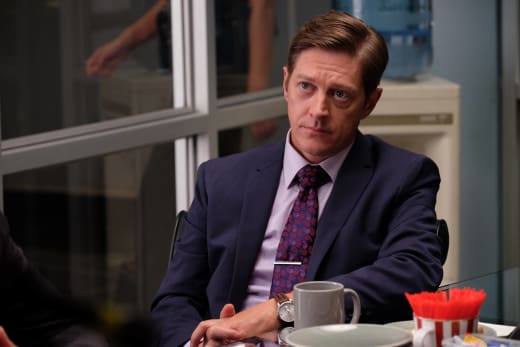 Kevin Rahm as Captain Avery - Lethal Weapon Season 2 - TV Fanatic