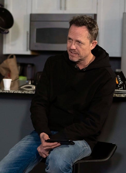Dean Winters Guest Stars - Law & Order: SVU Season 20 Episode 16