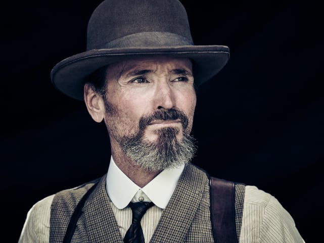 James Parks as Niles Gilbert