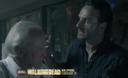 The Walking Dead 2012 Premiere Clip: SOB, They're Alive... 