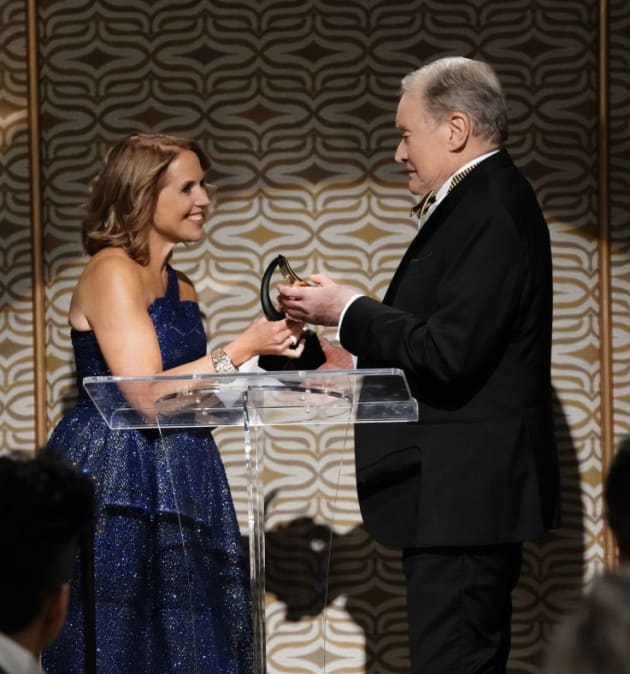Jim Receives an Award - Murphy Brown Season 11 Episode 7