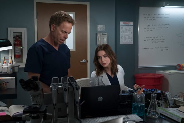 Grey s Anatomy Photo Preview It s the Big 1 5 TV Fanatic