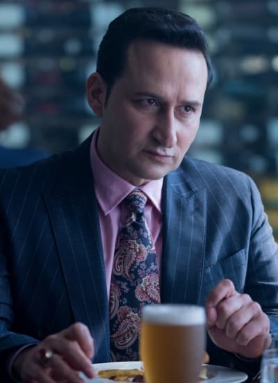 Tightening the Screws - Clarice Season 1 Episode 8