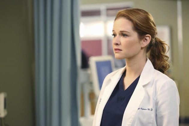 Dr. April Kepner - Grey's Anatomy Season 11 Episode 1
