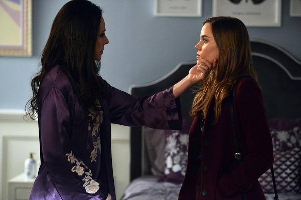 Revenge Season Finale Photo