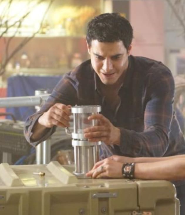Watch Scorpion Online Season 3 Episode 22 TV Fanatic