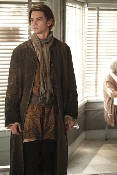 The Stranger - Once Upon a Time Season 6 Episode 2