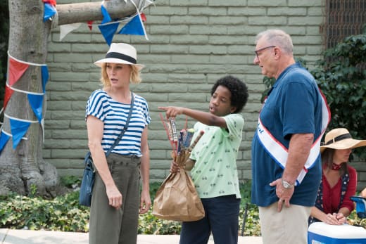 Modern Family Season 10 Episode 1 Review I Love a Parade TV Fanatic