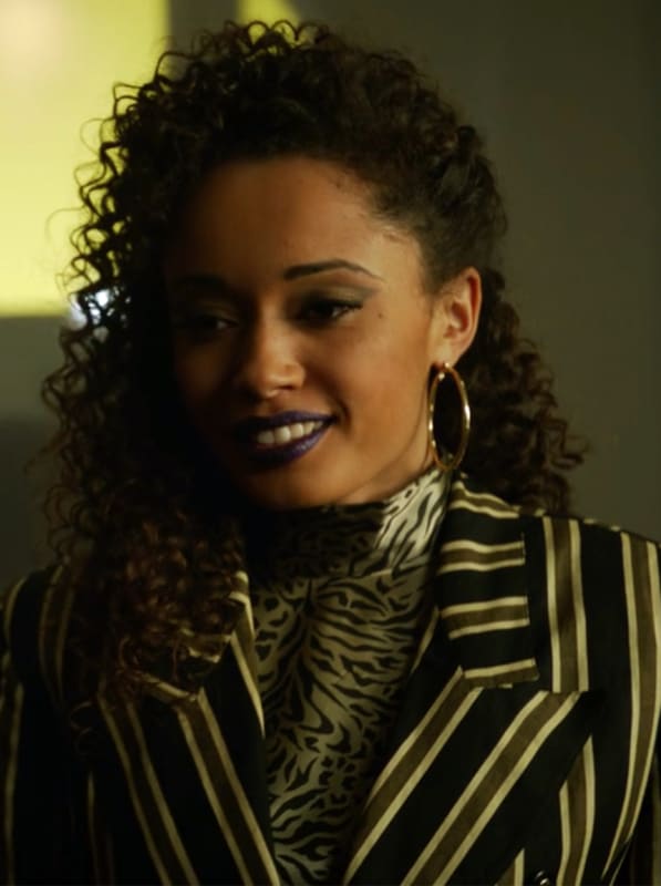 DC's Legends of Tomorrow - Olivia Swann Promoted