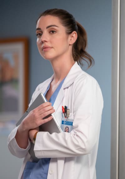 Jules Finds Her Voice - Grey's Anatomy Season 20 Episode 5