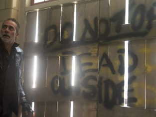Don't Open, Dead Outside - The Walking Dead: Dead City