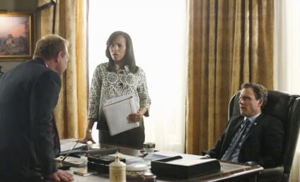 Scandal First Look: Sally's Packing Heat!