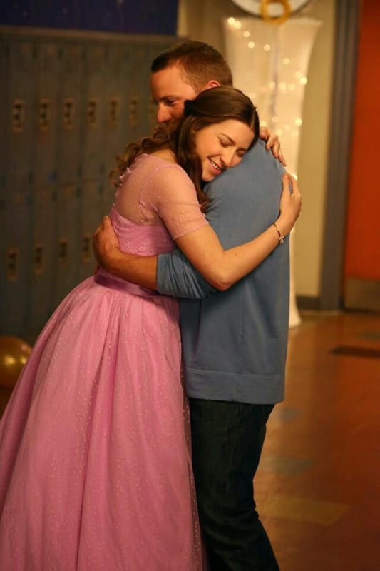 Darren and Sue get back together -- The Middle, "The Walk"