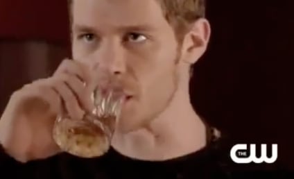 The Originals Sneak Peeks: Typing and Taunting