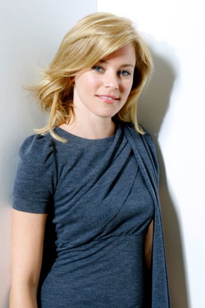 Elizabeth Banks Lands Recurring Role On Modern Family Tv Fanatic