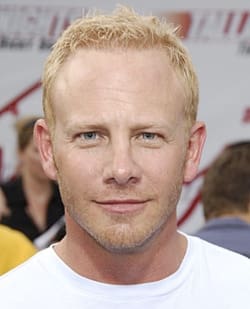 Former 90210 star - Ian Ziering Nude for Playgirl ? - YYs 