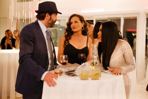 Real housewives of new york season discount 3 episode 1