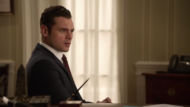 Designated Survivor Review #TheGreatLatinoHope  TV Fanatic