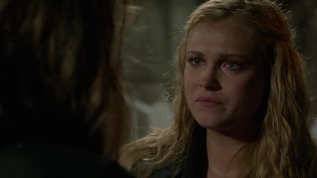 Clarke Griffin and Abby Griffin dealing with the "Blood Must Have Blood Part 2" aftermath