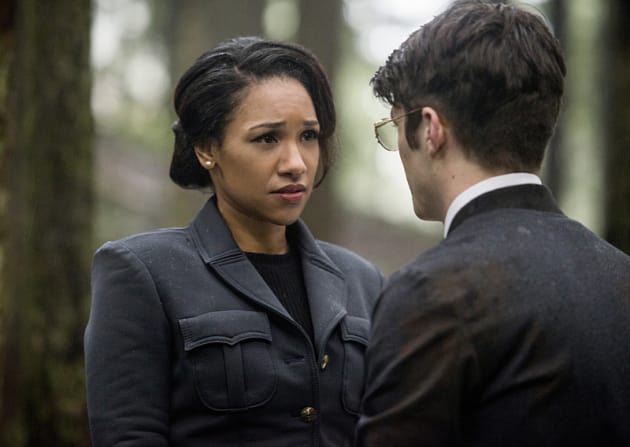 Trouble in Paradise - The Flash Season 2 Episode 14
