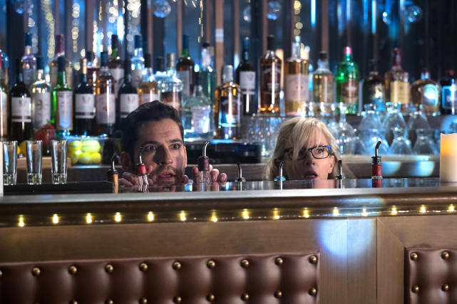 Hide-and-Seek - Lucifer Season 2 Episode 16