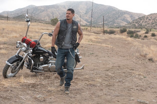 Unsafe Territory - Mayans M.C. Season 1 Episode 5