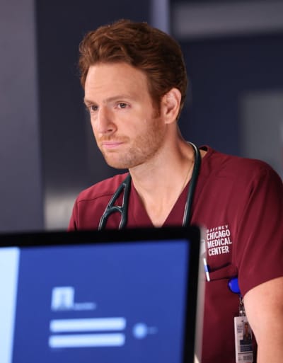 The Undercover Operation Continues - Chicago Med Season 7 Episode 6