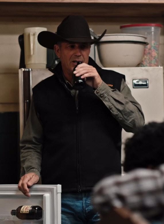 Touching Base with the Wranglers - Yellowstone Season 4 Episode 1