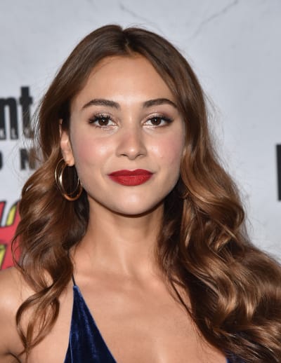 Lindsey Morgan Attends Comic-Con