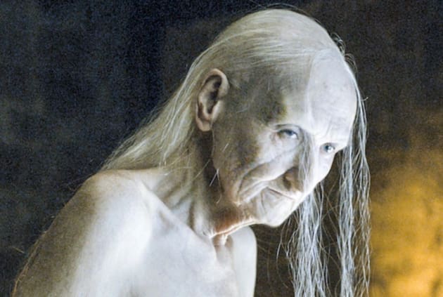 Melisandre - Game of Thrones Season 6 Episode 1