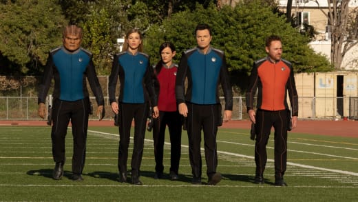Leaving It On the Field - The Orville: New Horizons Season 3 Episode 3