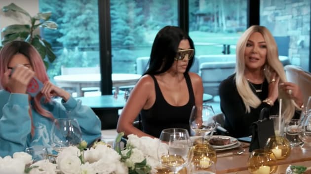 Putlocker keeping up with new arrivals the kardashians season 17