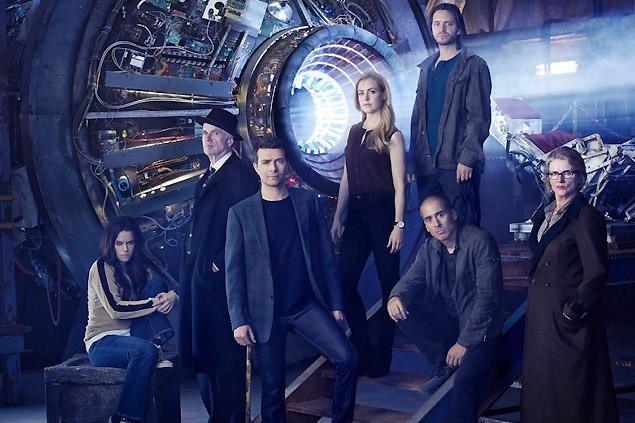 12 Monkeys Cast and Pilot Photos - TV Fanatic