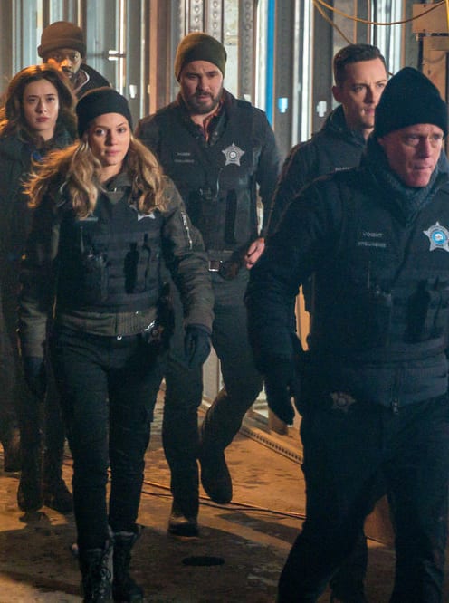 Chicago pd season 6 episode 16 online free on sale