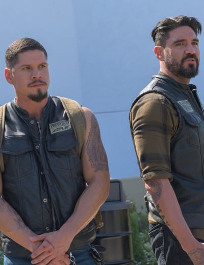 Watch mayans mc online season 2 online free