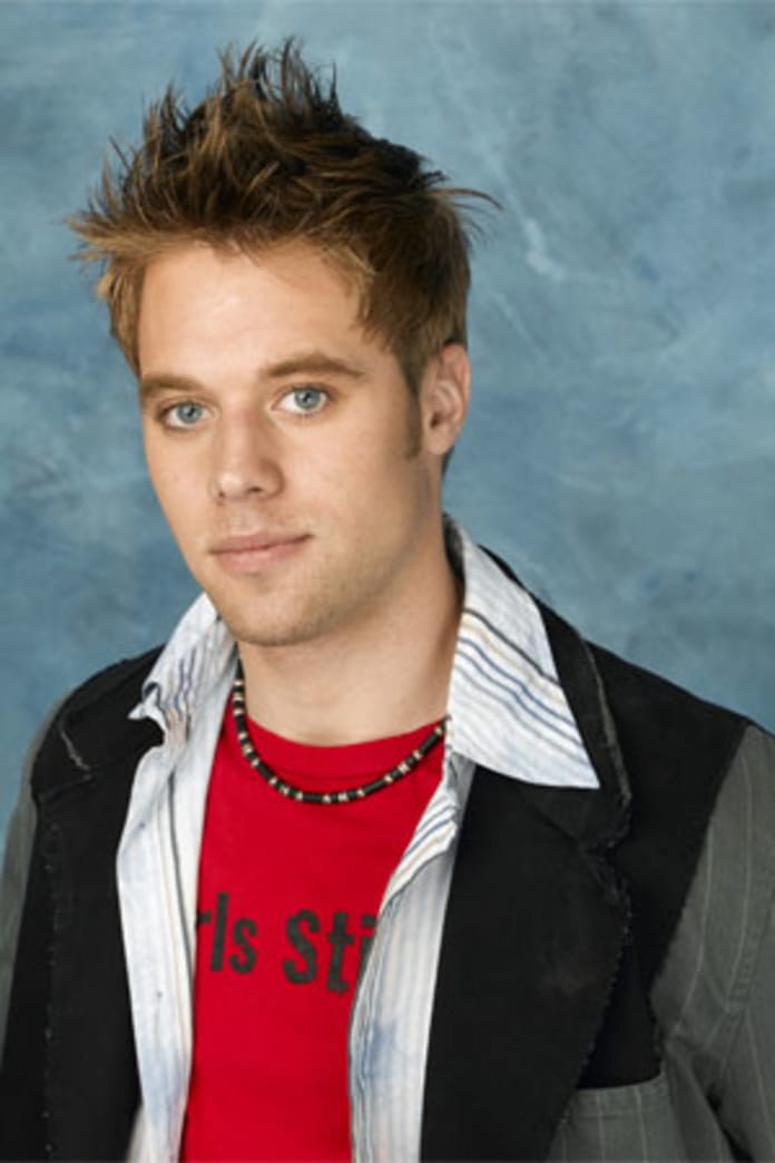 Shaun Sipos Cast On Melrose Place Remake Tv Fanatic