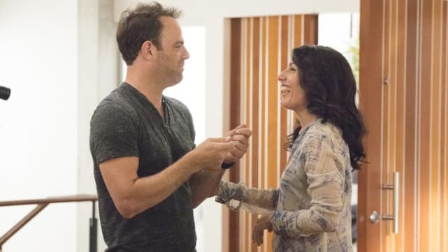 Abby and Jake - Girlfriends Guide to Divorce