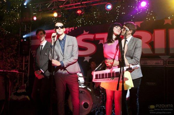 Cobra Starship on 90210
