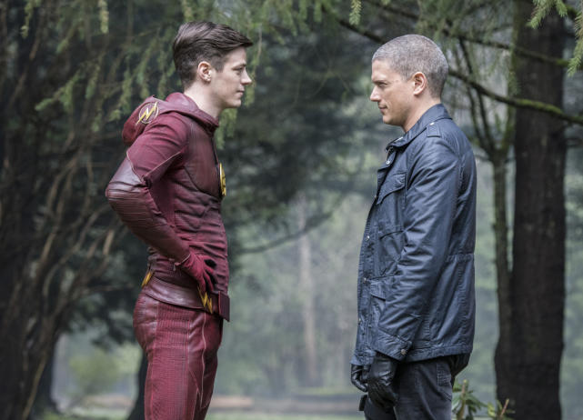 Captain Unconvinced - The Flash Season 3 Episode 22