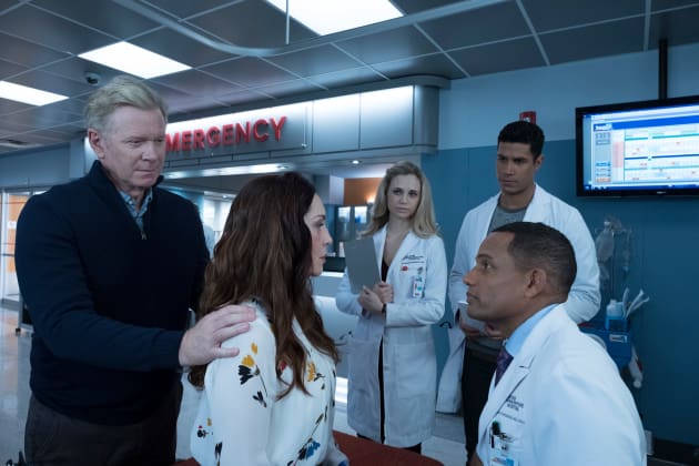 plastic surgery patient - The Good Doctor Season 1 Episode 16
