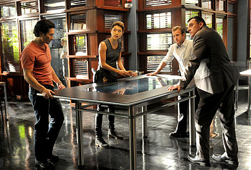 Chin, Kono, Danny and Chief Fryer