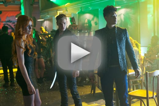 Watch shadowhunters season 1 hotsell online free